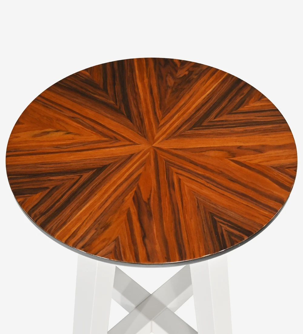 Table d'Appui ronde, avec un plateau à chevrons en palissandre brillant et un pied laqué perle.