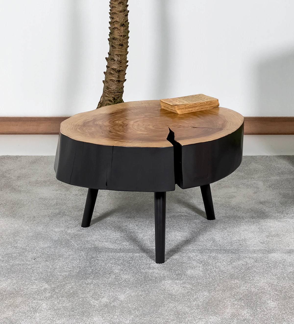 Trunk center table in natural black lacquered cryptomeria wood, with 3 black lacquered feet