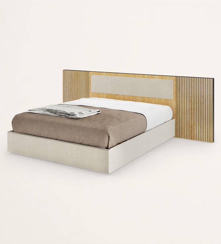 Cama de casal com painel central da cabeceira estofado, laterais da cabeceira com frisos em carvalho natural e base estofada, arrumação através de estrado elevatório.