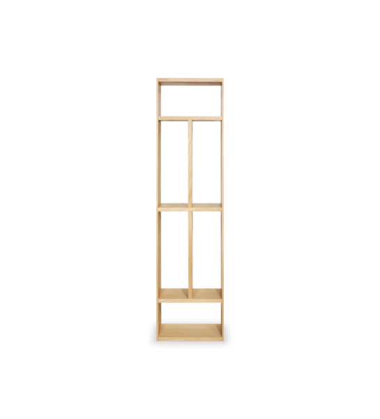 Oporto bookshelf in natural oak, 45 x 180 cm.
