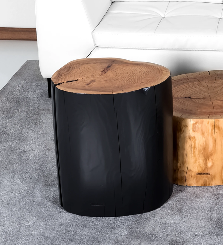 Mesa de centro tronco alta en madera natural de cryptomeria lacada en negro