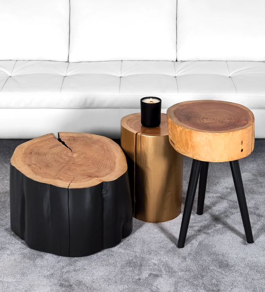 Trunk side table in natural cryptomeria wood, with 3 turned legs lacquered in black.
